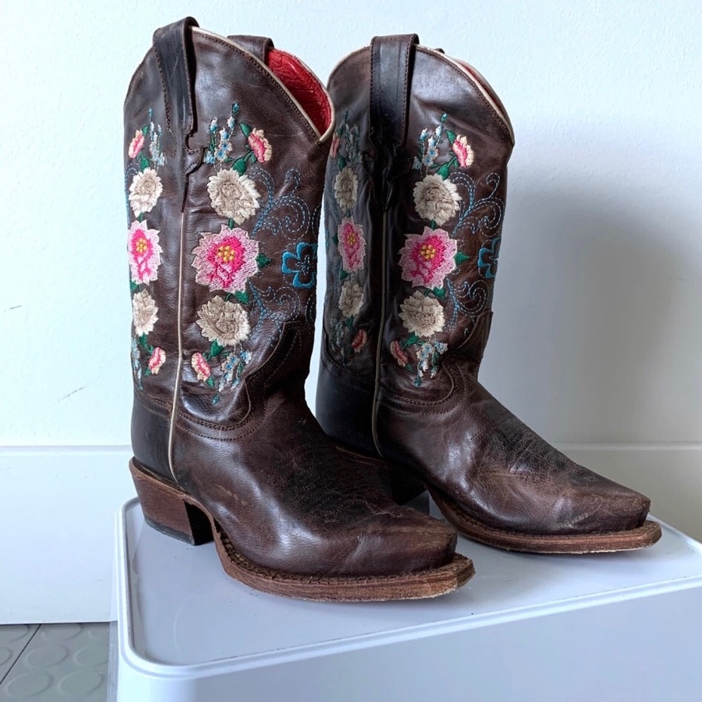 Brown Floral Stitched Macie Jean Cowboy Boots Sz 1